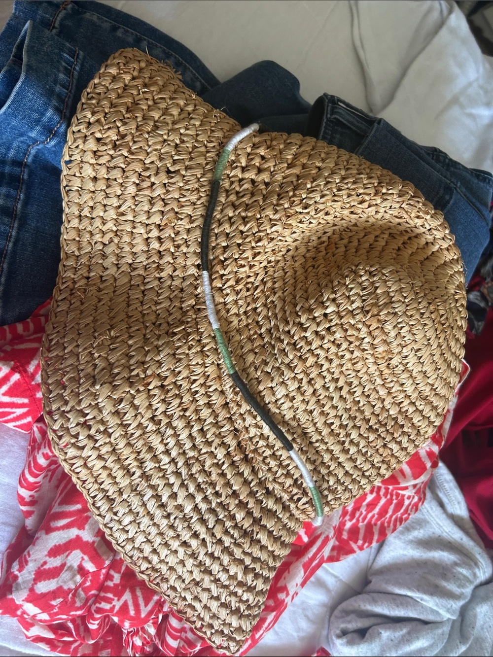 aerie Natural Straw Floppy Hat never worn 👒